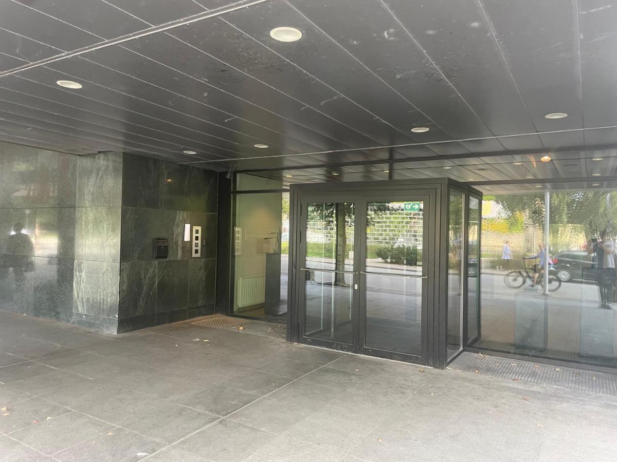 Modern Central Apt With Rooftop, Privat Balcony, & Free Parking,Next To Aarhus Attractions Exterior photo