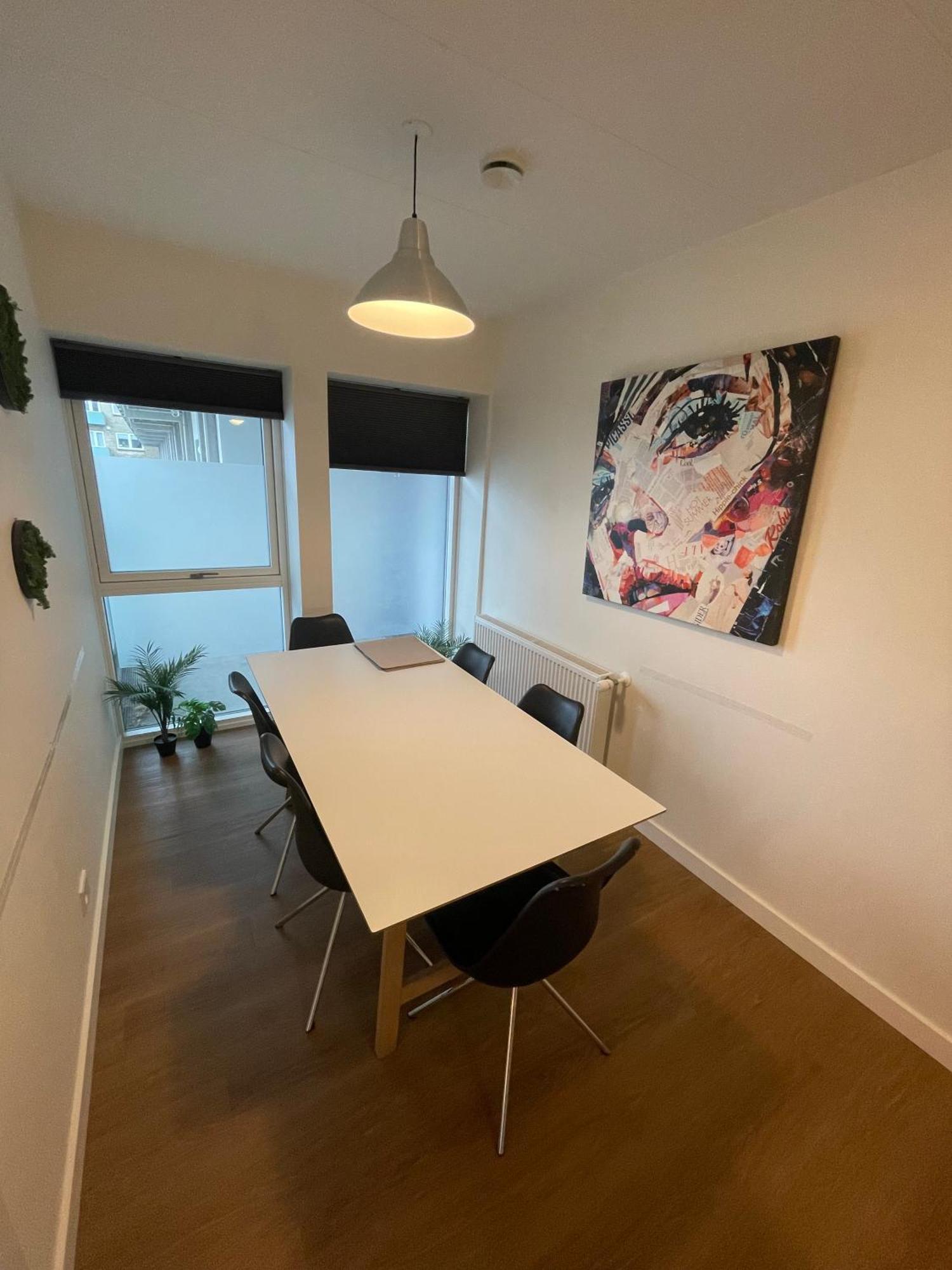 Modern Central Apt With Rooftop, Privat Balcony, & Free Parking,Next To Aarhus Attractions Exterior photo